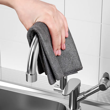 Magic Cloth™ UltraClean Pro – Wipes Dirt in Seconds!